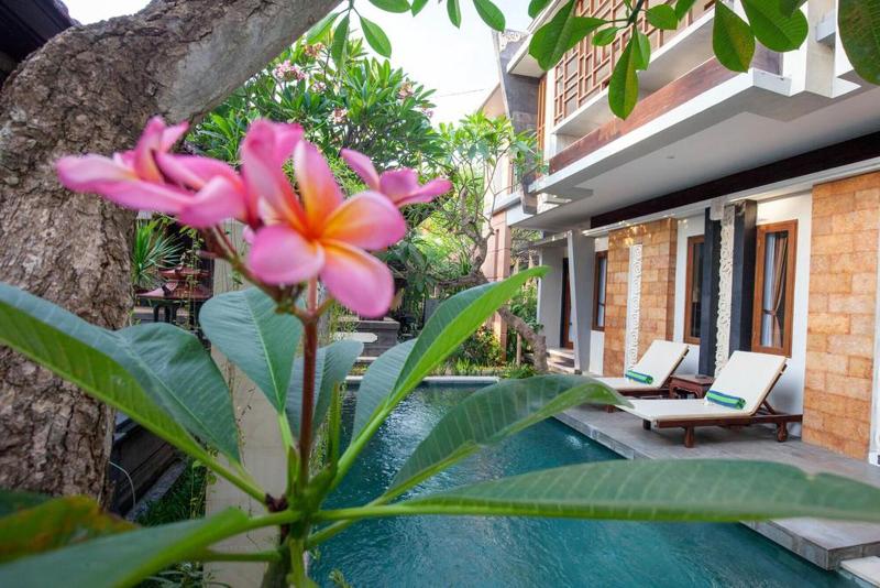 住宿加早餐 Kubu Munggu