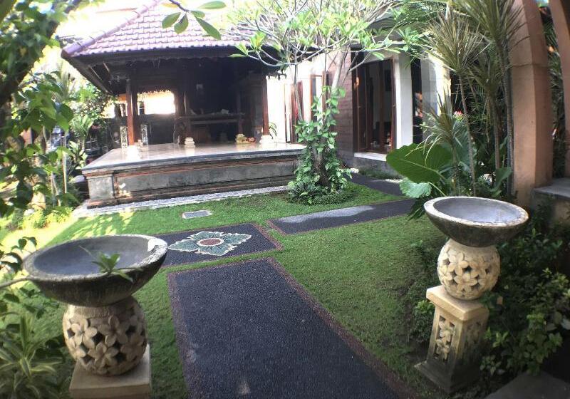 住宿加早餐 Kubu Munggu