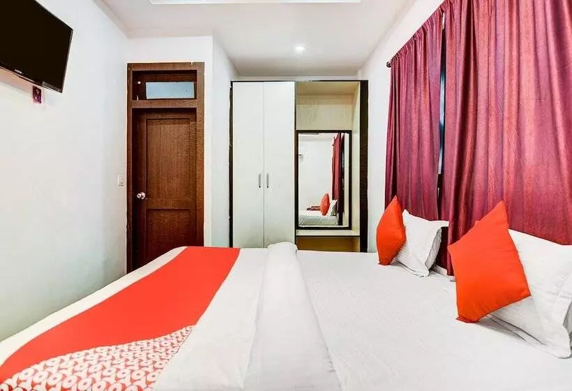 ホテル Capital O 38853 S Sumangalam Palace