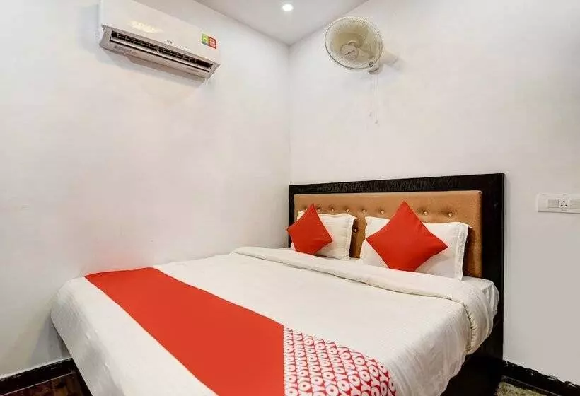ホテル Capital O 38853 S Sumangalam Palace