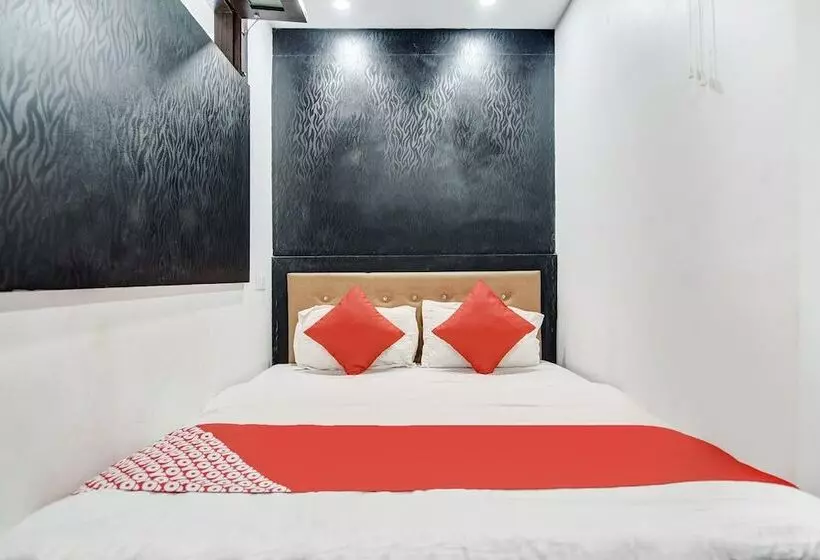 ホテル Capital O 38853 S Sumangalam Palace