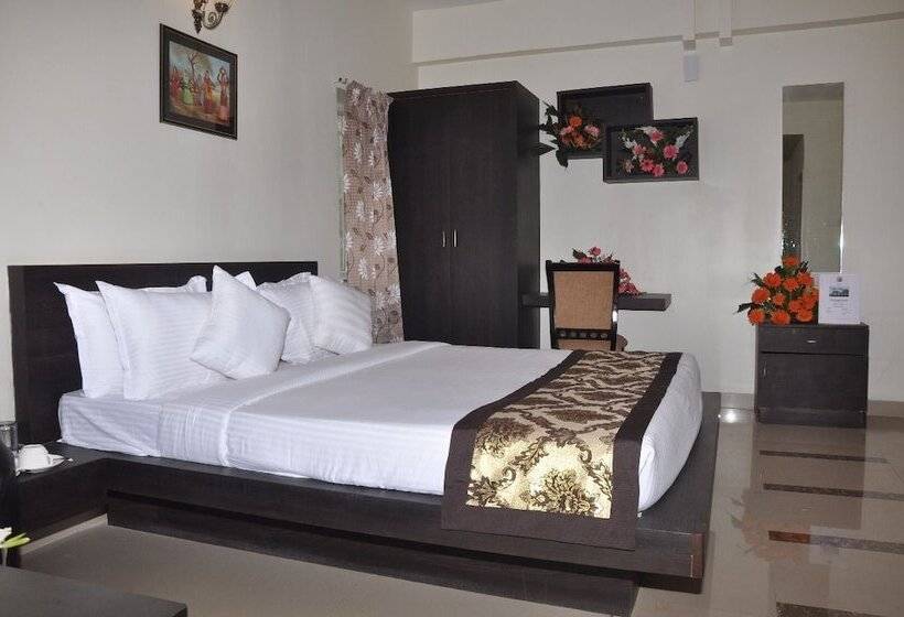 Hotel Clarks Inn Bagalkot