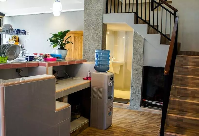 ホテル Dana Homestay