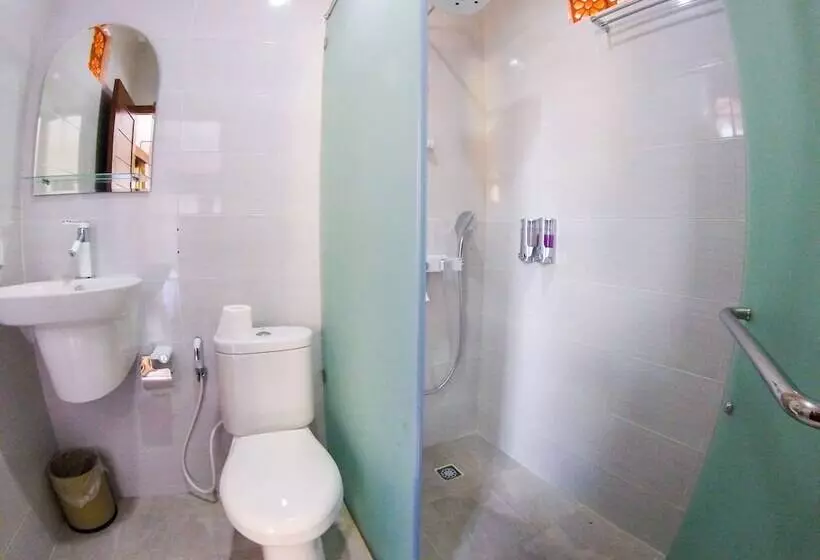 ホテル Dana Homestay
