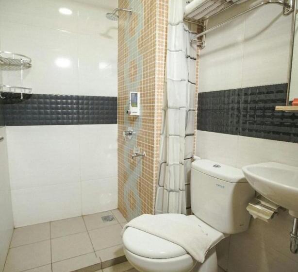 Green Red Hotel Syariah Jombang