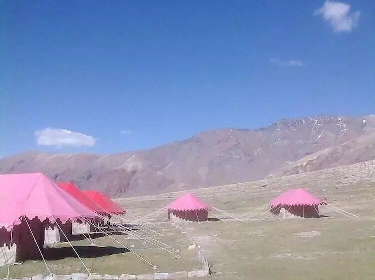 Hotelli Himalayan Routes Camp