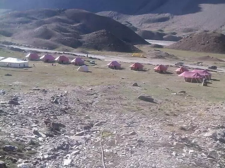 Hotelli Himalayan Routes Camp