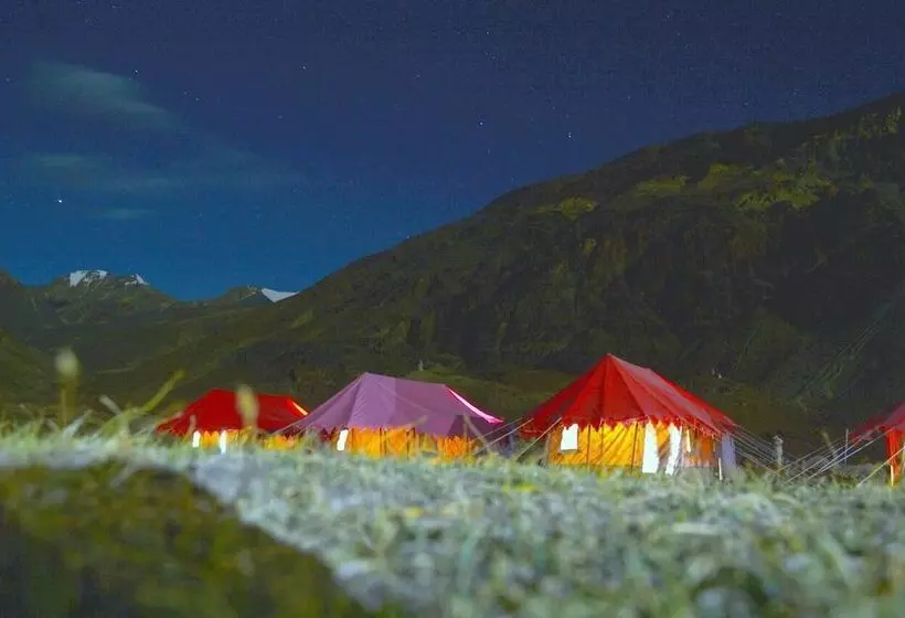 Hotelli Himalayan Routes Camp