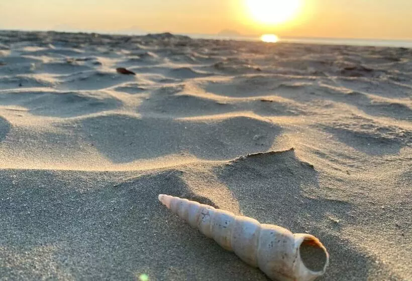 Hotelli Sangthong Andaman Resort