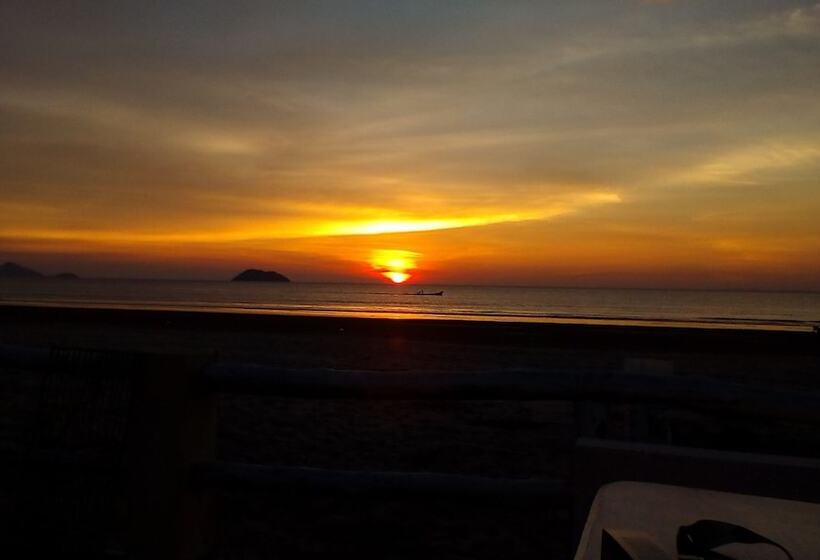 酒店 Sangthong Andaman Resort