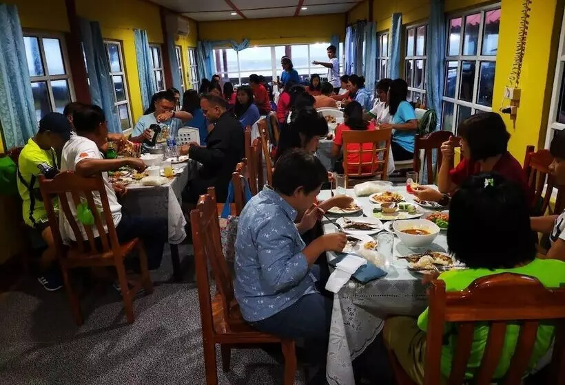 Hotelli Sangthong Andaman Resort