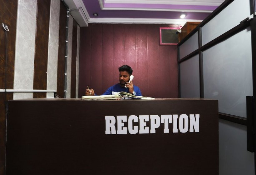 فندق Surya By Oyo Rooms