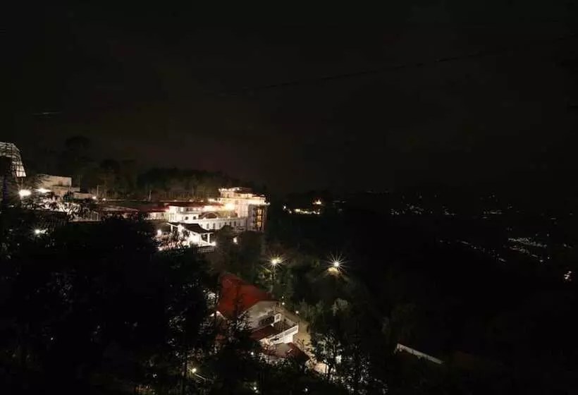 ホテル Tehri Club And Resorts