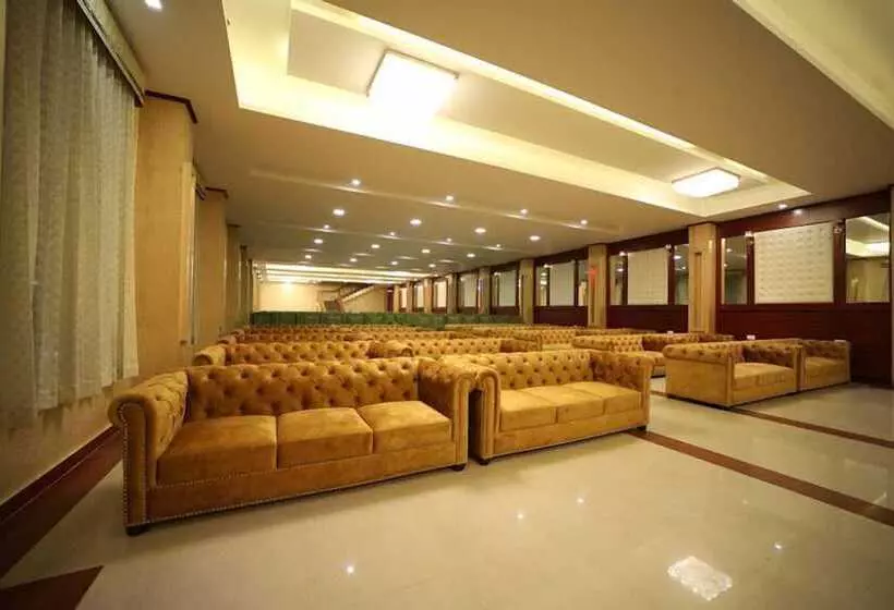 ホテル Tehri Club And Resorts