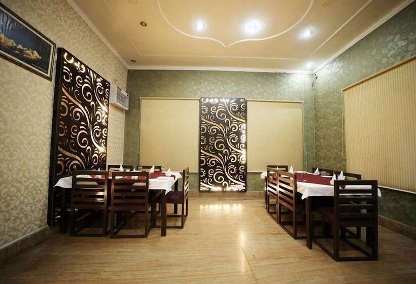 Hotel Tehri Club And Resorts