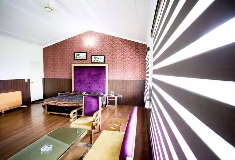 ホテル Tehri Club And Resorts