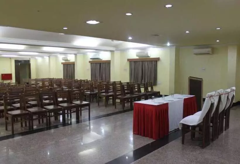 ホテル The Rajgir Residency