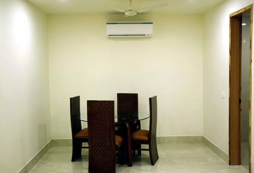 ホテル The Rajgir Residency