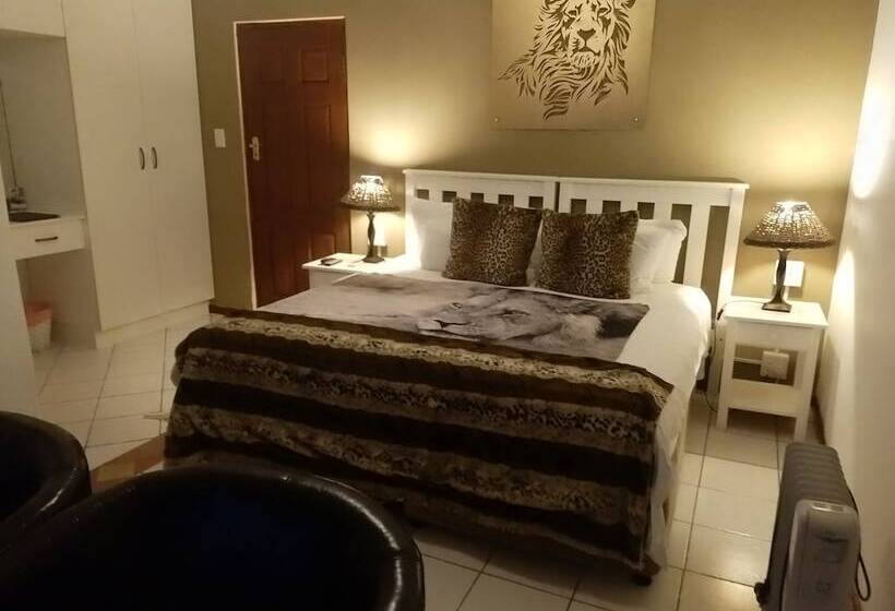 Пансион Happy Jackal