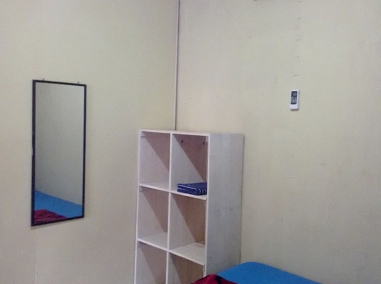 펜션 Simeulue Surf Guest House