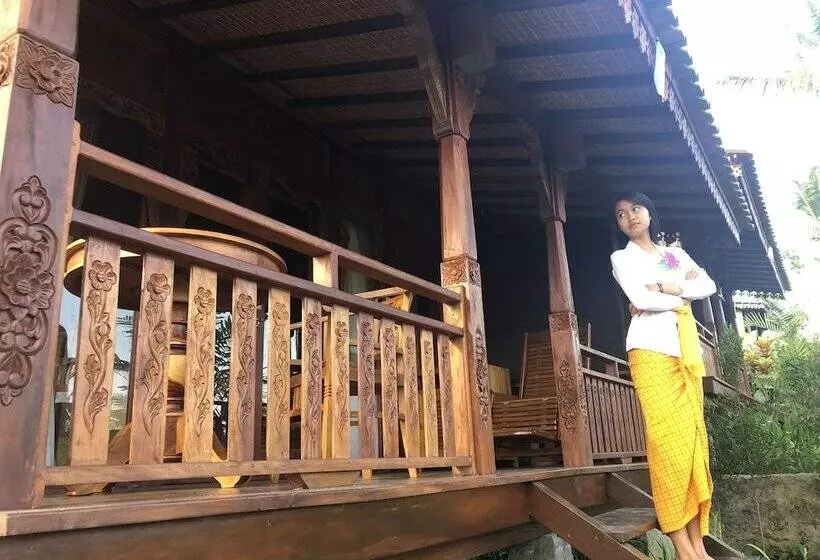 Aamiaismajoitus (B&B) Villa Neyang