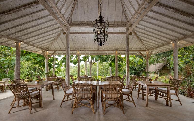 住宿加早餐  The Mesare Resort