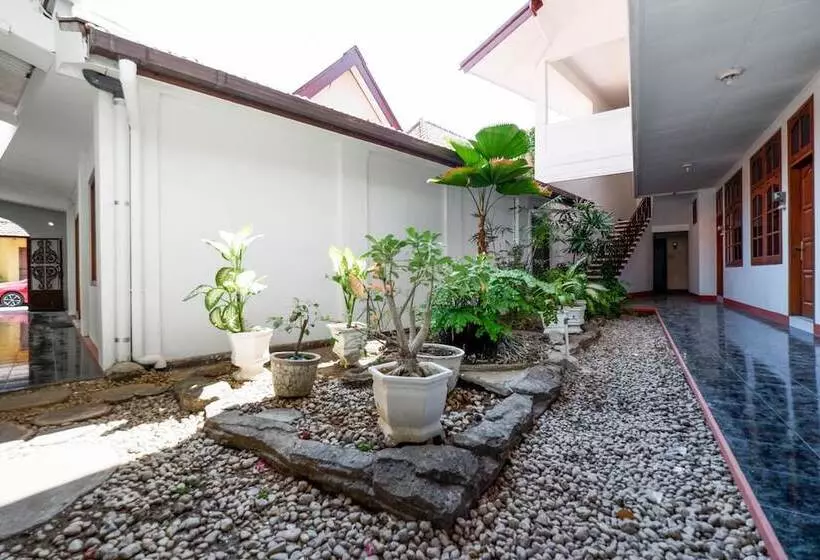 ホテル Griya Kencana By Oyo Rooms