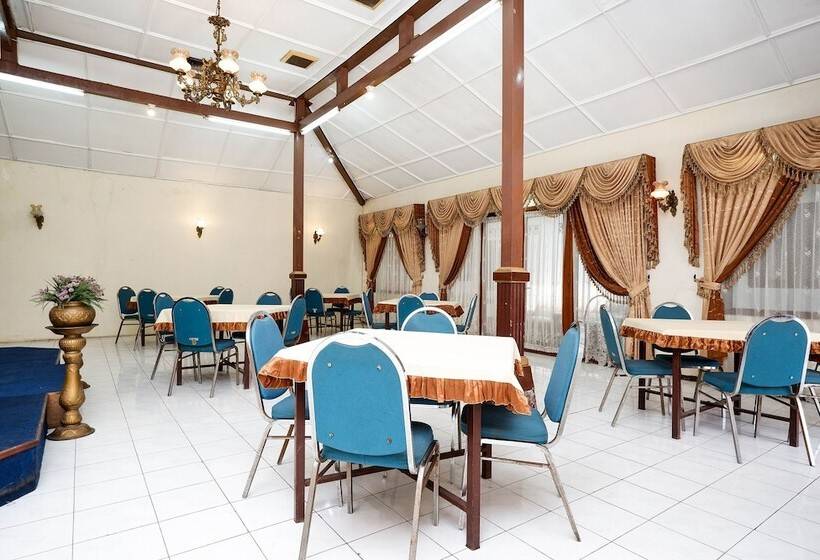 فندق Griya Kencana By Oyo Rooms