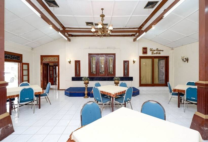 فندق Griya Kencana By Oyo Rooms