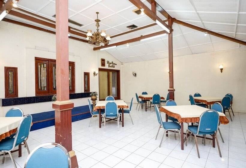 فندق Griya Kencana By Oyo Rooms