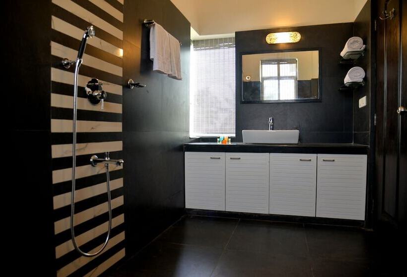 בית מלון כפרי La Sella Resort By Ashoka