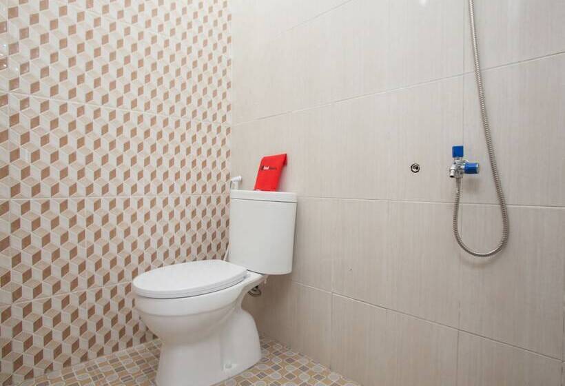 هتل Reddoorz Syariah Plus Near Banyuwangi Airport