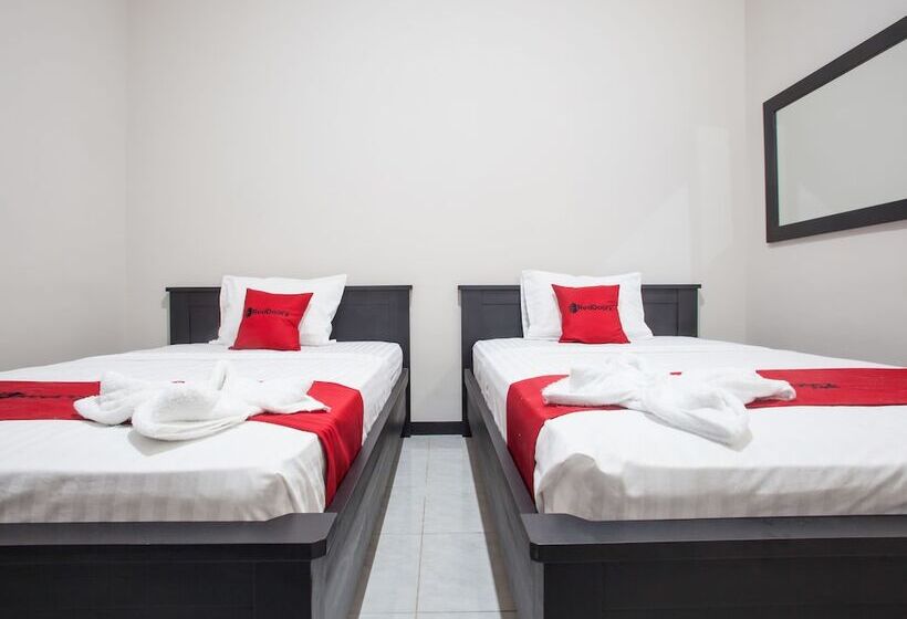 هتل Reddoorz Syariah Plus Near Banyuwangi Airport