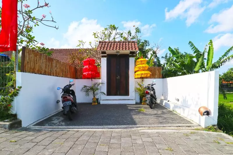 ペンション Pererenan Nengah Guest House Canggu