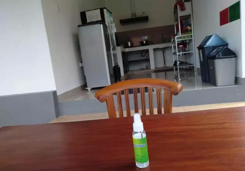 ペンション Pererenan Nengah Guest House Canggu