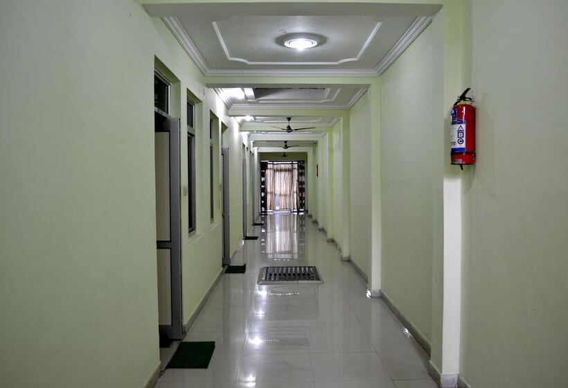 פנסיון Rama Palace