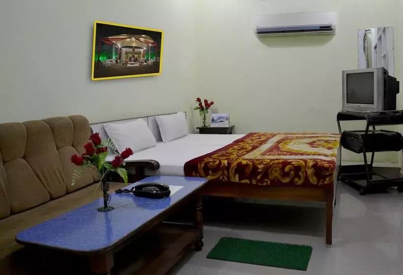 Majatalo Rama Palace