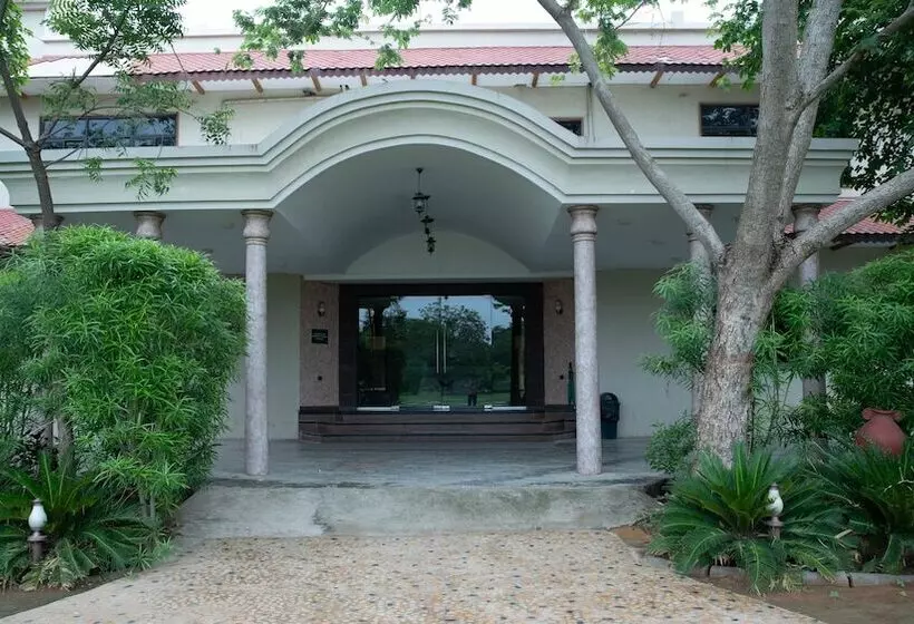 リゾートホテル Nimba Wellness Retreat