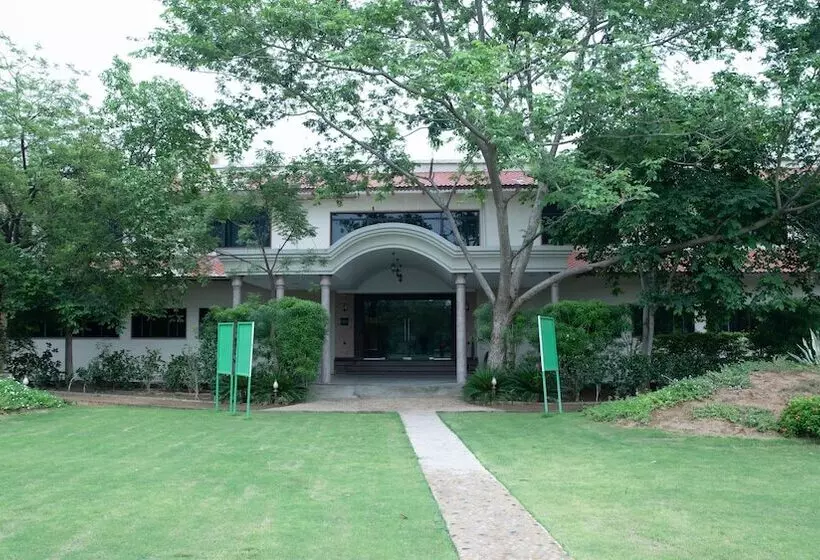 リゾートホテル Nimba Wellness Retreat