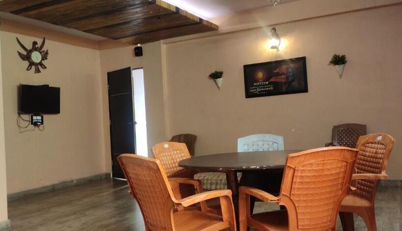 酒店 Magadh ,in Fort Panhala