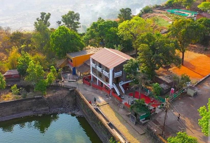 酒店 Magadh ,in Fort Panhala