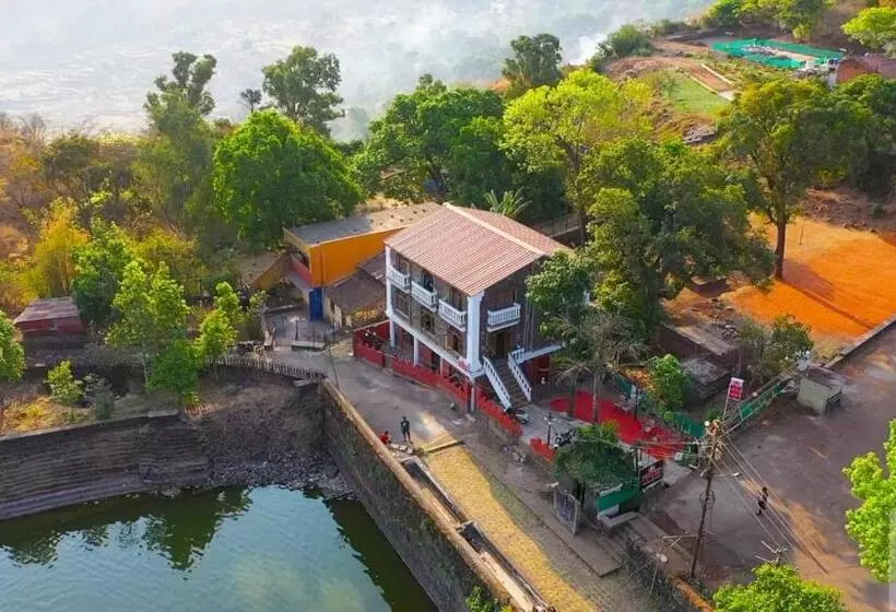 Hotelli Magadh ,in Fort Panhala