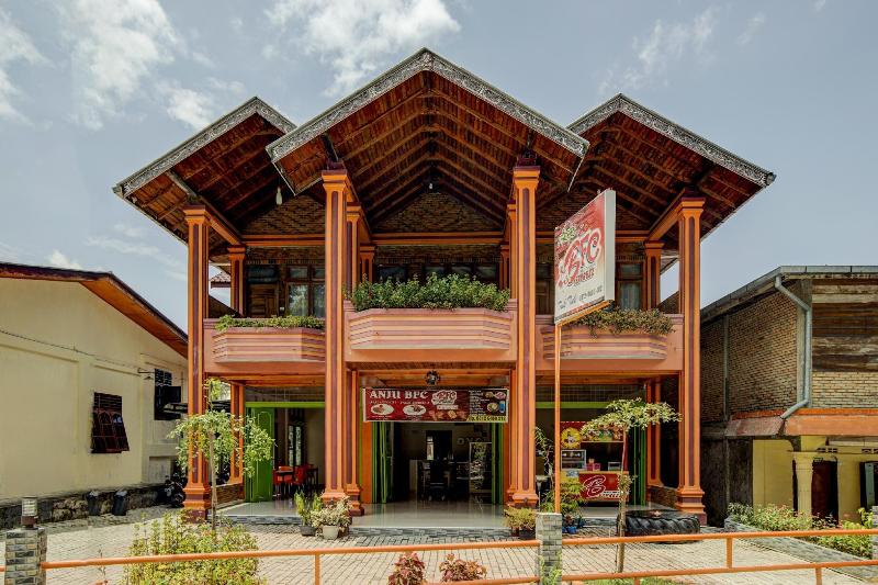 בית מלון כפרי Oyo 3202 Hans Homestay