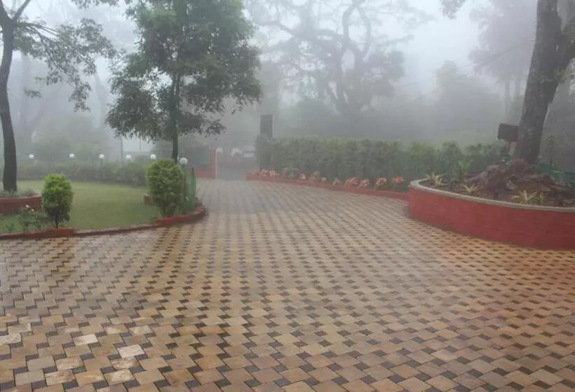 Hotelli Serenity Resort Panhala