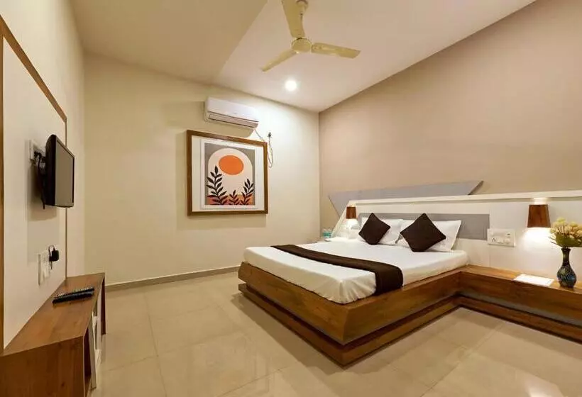 Hotelli Serenity Resort Panhala