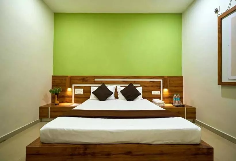 Hotelli Serenity Resort Panhala