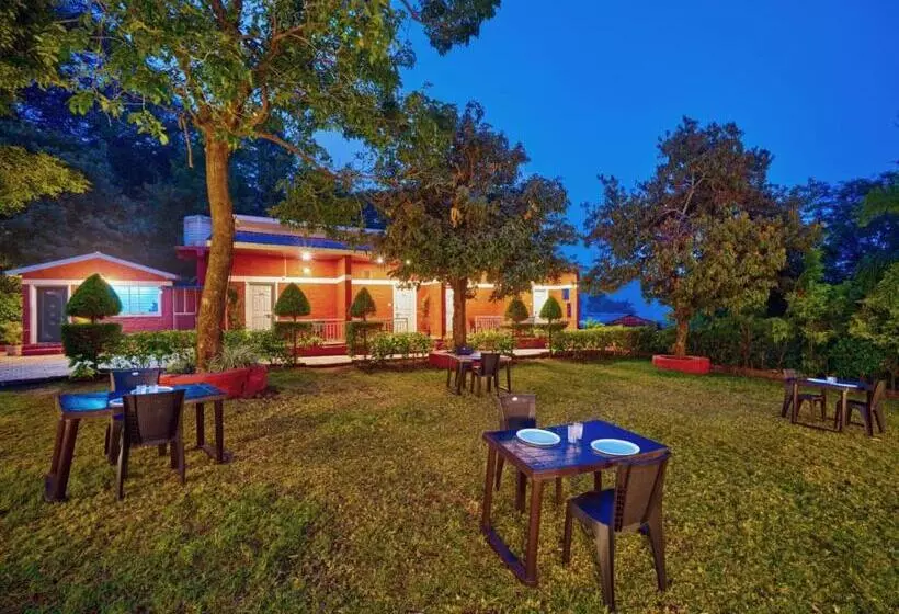 Hotelli Serenity Resort Panhala
