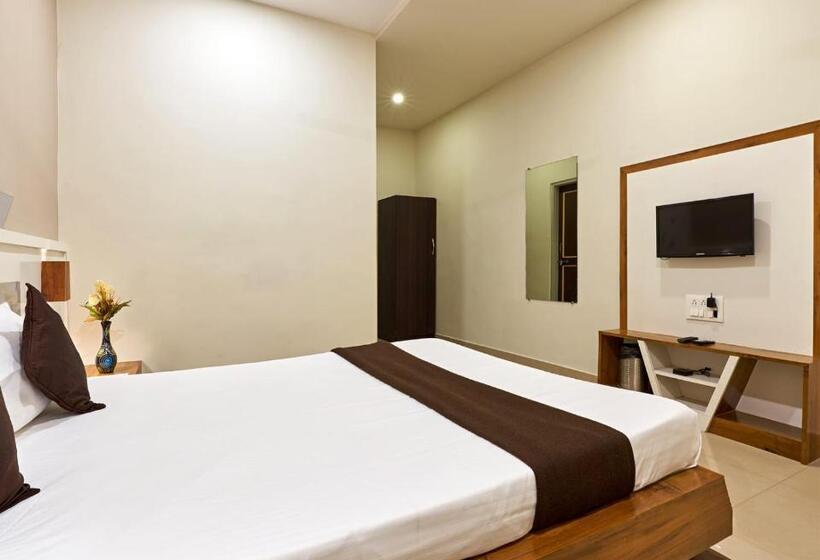 Hotell Serenity Resort Panhala