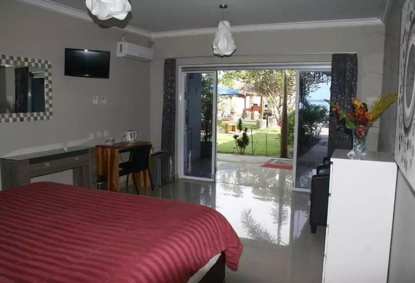 ホテル Silver Fern Beach Retreat