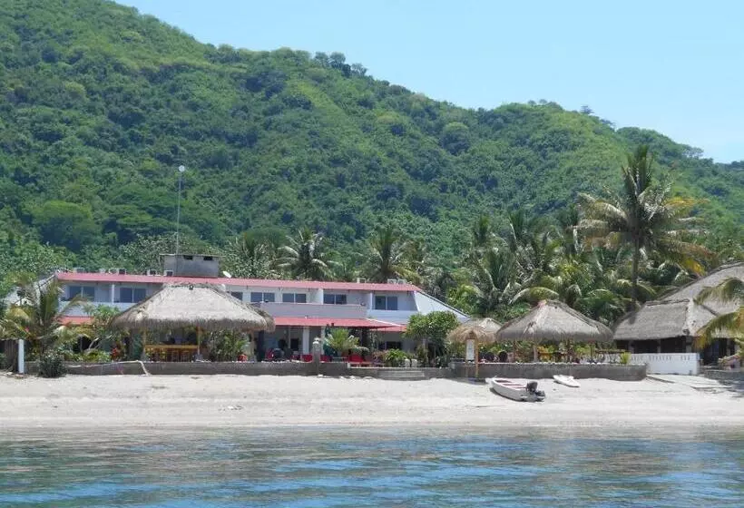 ホテル Silver Fern Beach Retreat